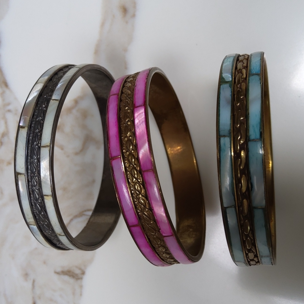 Vintage Mother of Pearl bronze bracelets - Picture 5 of 7